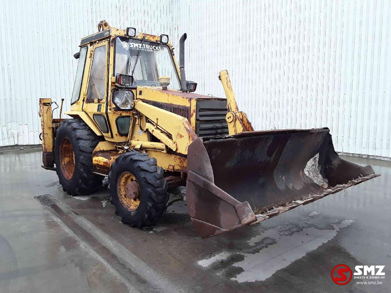 Caterpillar 428 - Terna: foto 1 Caterpillar 428 - Terna: foto 1