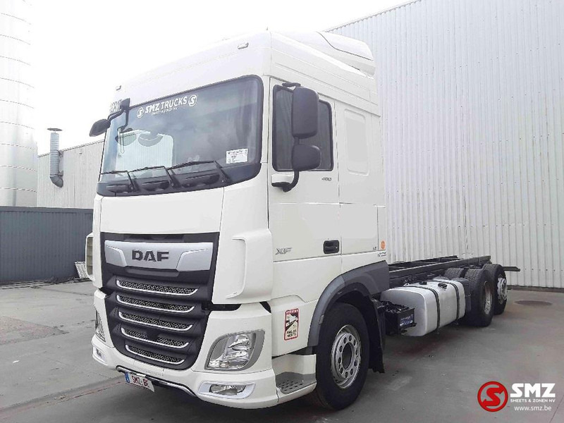 DAF XF 480 - Autocarro con pianale/ Cassone fisso: foto 3 DAF XF 480 - Autocarro con pianale/ Cassone fisso: foto 3