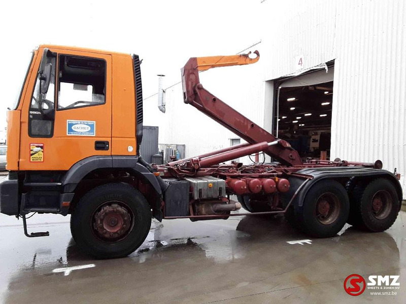 Iveco Trakker 260 E 34 6x4 francais - Autocarro portacontainer/ Caisse interchangeable: foto 5 Iveco Trakker 260 E 34 6x4 francais - Autocarro portacontainer/ Caisse interchangeable: foto 5