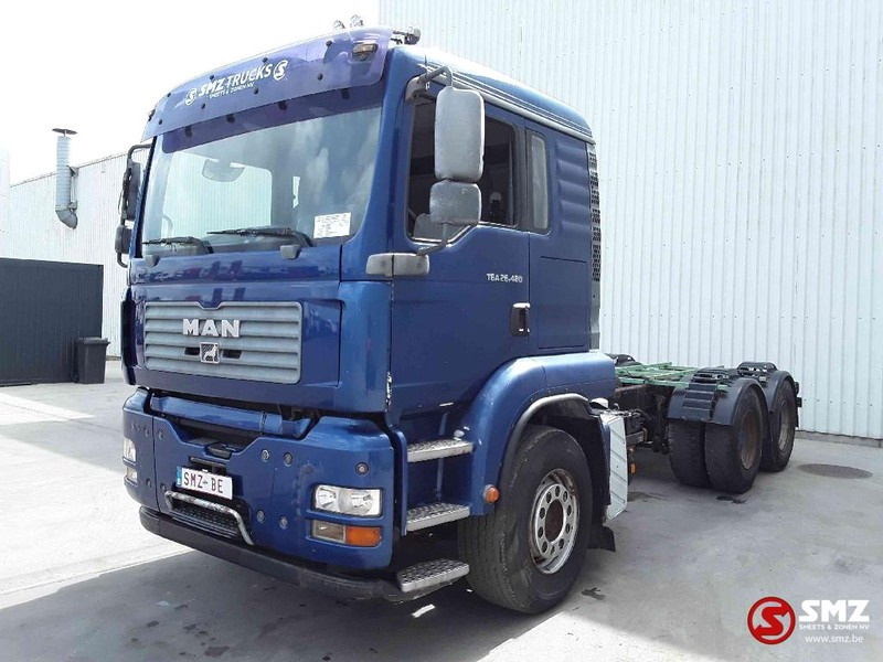 MAN TGA 26.480 6x4 manual - Autocarro telaio: foto 3 MAN TGA 26.480 6x4 manual - Autocarro telaio: foto 3