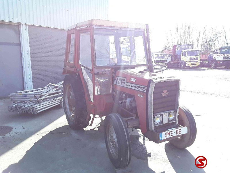 Massey Ferguson Machine - Trattore: foto 1 Massey Ferguson Machine - Trattore: foto 1
