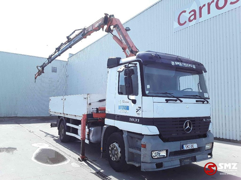 Mercedes-Benz Actros 1831 Atlas Ak140.1A4+remote lames steel 165000km - Autocarro con pianale/ Cassone fisso, Camion con gru: foto 1 Mercedes-Benz Actros 1831 Atlas Ak140.1A4+remote lames steel 165000km - Autocarro con pianale/ Cassone fisso, Camion con gru: foto 1