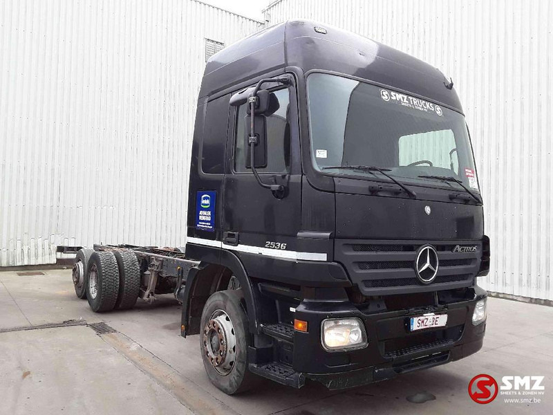 Mercedes-Benz Actros 2536 - Autocarro telaio: foto 1 Mercedes-Benz Actros 2536 - Autocarro telaio: foto 1