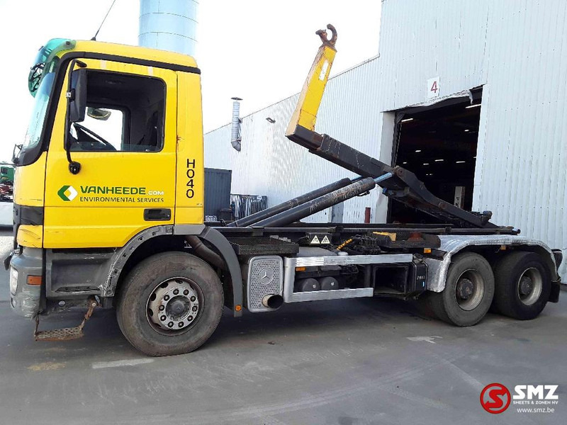 Mercedes-Benz Actros 2636 6x4 steel lames 3x - Autocarro portacontainer/ Caisse interchangeable: foto 5 Mercedes-Benz Actros 2636 6x4 steel lames 3x - Autocarro portacontainer/ Caisse interchangeable: foto 5