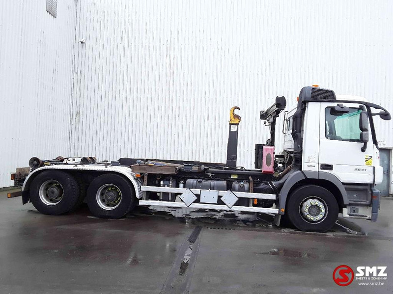 Mercedes-Benz Actros 2641 6x4 - Autocarro portacontainer/ Caisse interchangeable: foto 4 Mercedes-Benz Actros 2641 6x4 - Autocarro portacontainer/ Caisse interchangeable: foto 4