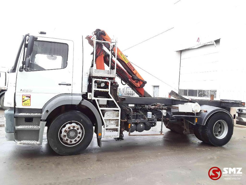 Mercedes-Benz Axor 1823 Palfinger pk4501 - Autocarro con pianale/ Cassone fisso, Camion con gru: foto 5 Mercedes-Benz Axor 1823 Palfinger pk4501 - Autocarro con pianale/ Cassone fisso, Camion con gru: foto 5