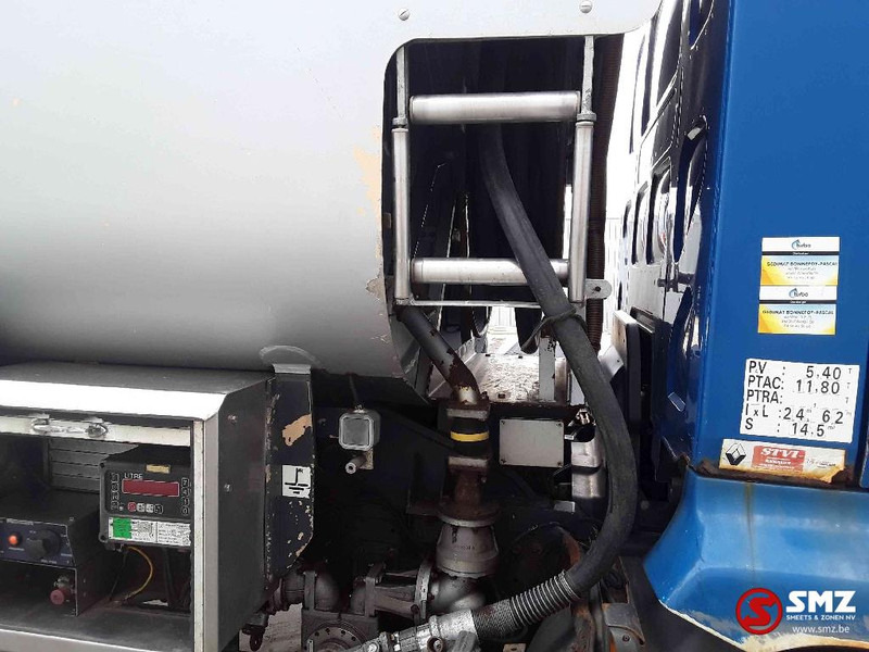 Camion cisterna Renault Midlum 210 8000L manual pump: foto 12 Camion cisterna Renault Midlum 210 8000L manual pump: foto 12