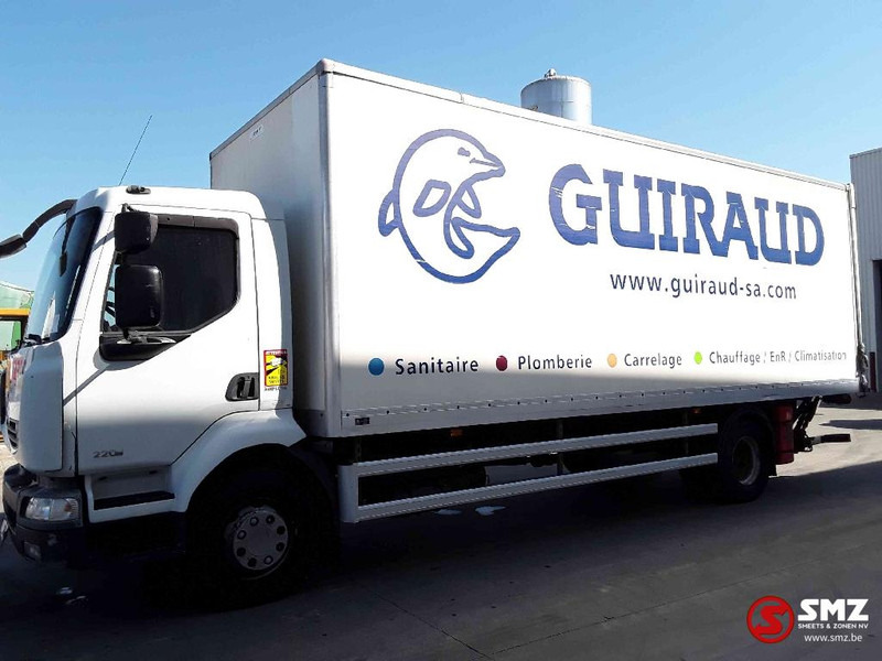 Renault Midlum 220 - Autocarro furgonato: foto 5 Renault Midlum 220 - Autocarro furgonato: foto 5