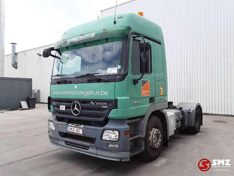 Mercedes-Benz Actros 1844 3 pedal belg truck top shape - Trattore stradale: foto 3 Mercedes-Benz Actros 1844 3 pedal belg truck top shape - Trattore stradale: foto 3