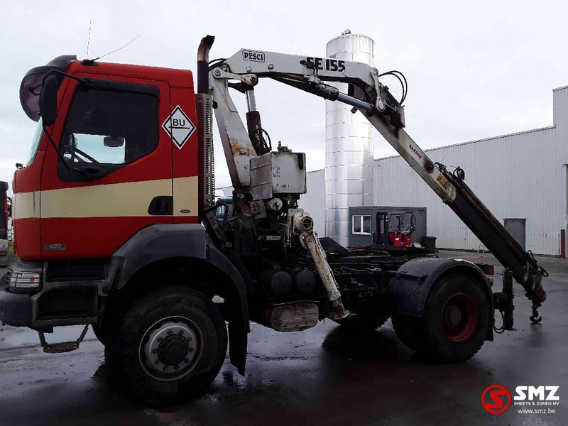 Renault Kerax 420 4x4 Pesci Se 115/5 Extens - Trattore stradale: foto 5 Renault Kerax 420 4x4 Pesci Se 115/5 Extens - Trattore stradale: foto 5