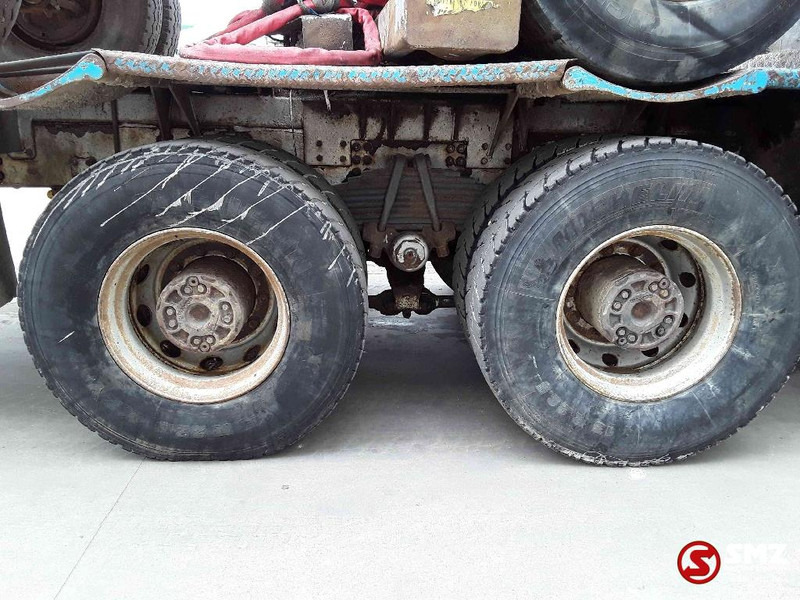 Trattore stradale Scania 164 L 580 Loglift 251s 84 A: foto 12