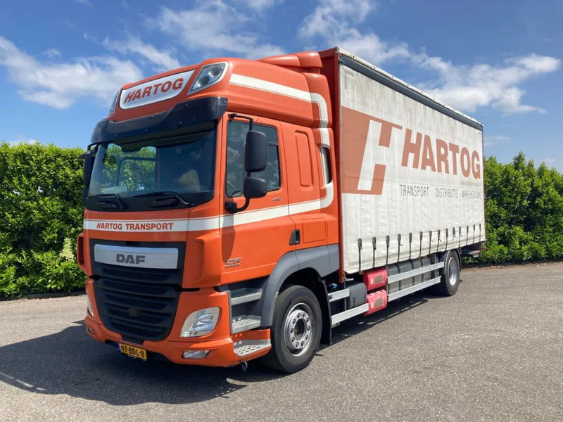 DAF CF 410 FA Euro6 Schuifzeilen vooras 9,0 ton - Autocarro furgonato: foto 3 DAF CF 410 FA Euro6 Schuifzeilen vooras 9,0 ton - Autocarro furgonato: foto 3