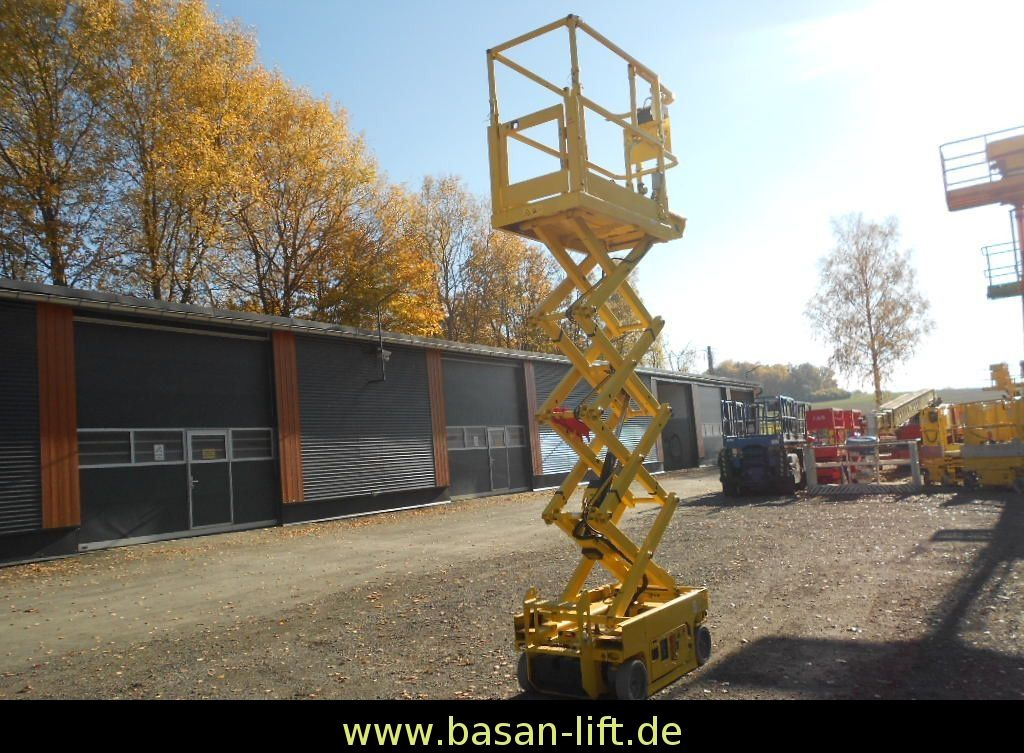 Genie GS 1330, Leichtscherenarbeitsbühne Genie 5,9 m Genie GS 1330, Leichtscherenarbeitsbühne Genie 5,9 m - Piattaforma a pantografo: foto 2 Genie GS 1330, Leichtscherenarbeitsbühne Genie 5,9 m Genie GS 1330, Leichtscherenarbeitsbühne Genie 5,9 m - Piattaforma a pantografo: foto 2
