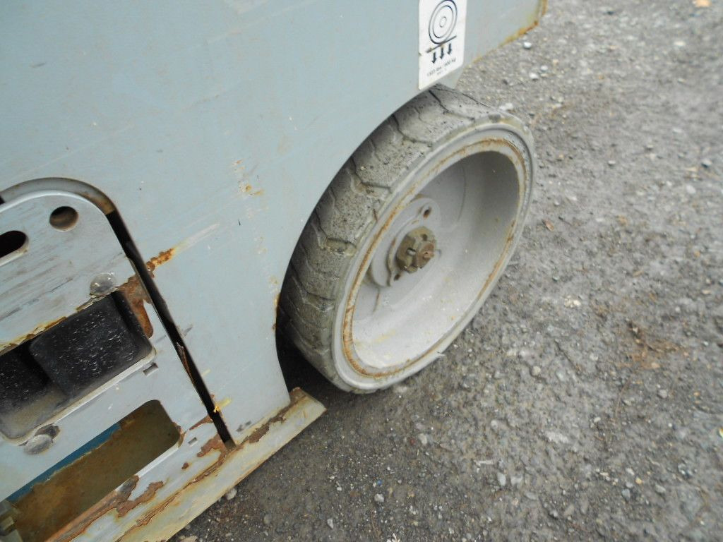 Piattaforma autocarrata Genie GS 1932, Batterien 2024, Scherenbühne Genie 8 m: foto 10