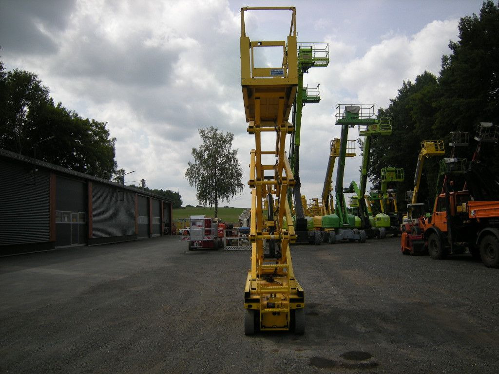Genie GS 2632, Scherenarbeitsbühne Genie 10 m - Piattaforma autocarrata: foto 3 Genie GS 2632, Scherenarbeitsbühne Genie 10 m - Piattaforma autocarrata: foto 3