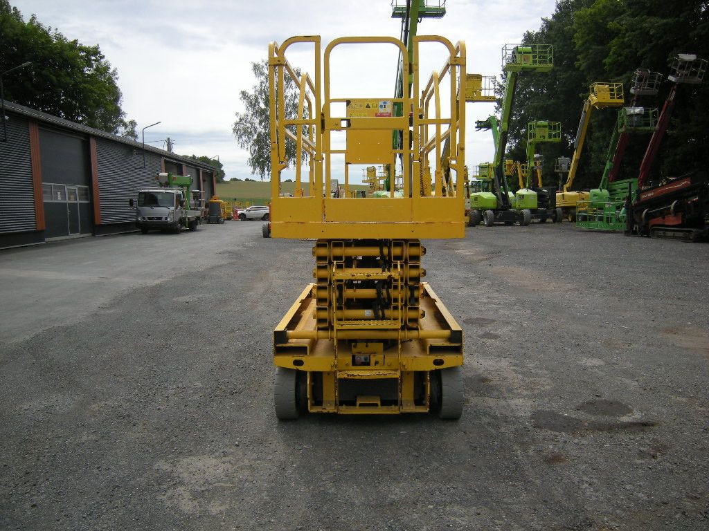 Piattaforma autocarrata Genie GS 3246, Scherenarbeitsbühne Genie 11,9 m: foto 18