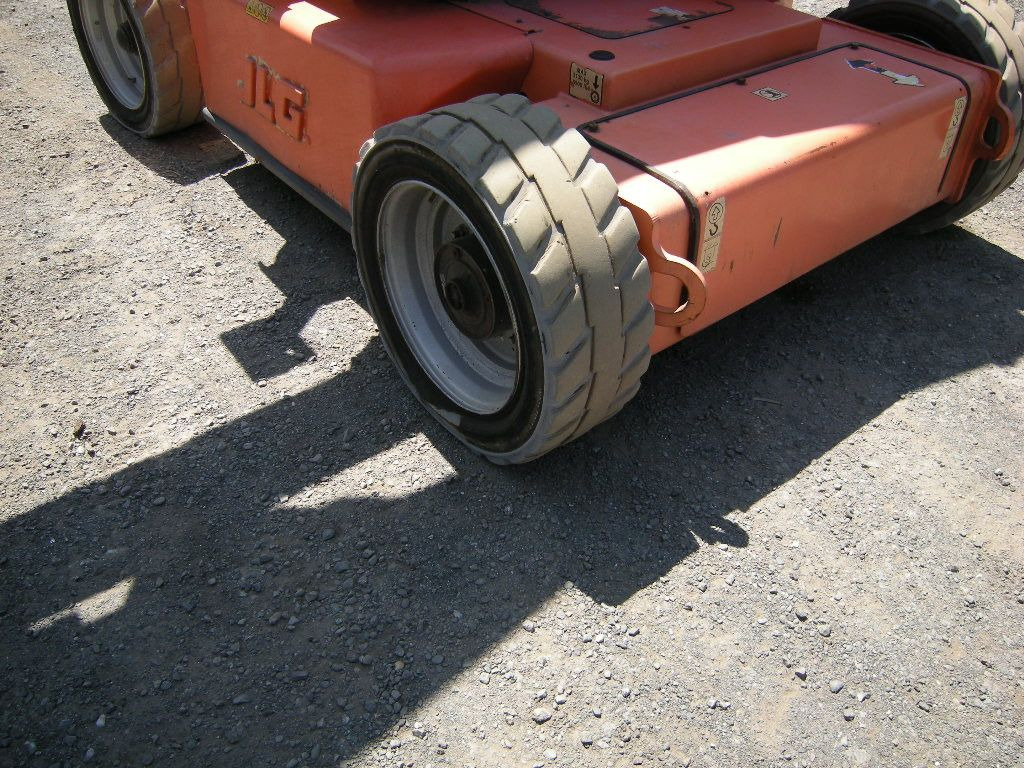 Piattaforma autocarrata JLG E450 AJ  Gelenkteleskoparbeitsbühne 16 m: foto 13