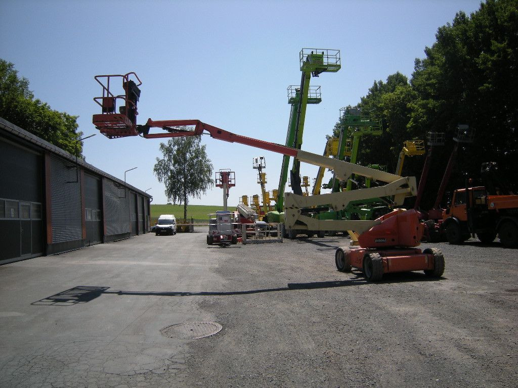 Piattaforma autocarrata JLG E450 AJ  Gelenkteleskoparbeitsbühne 16 m: foto 6
