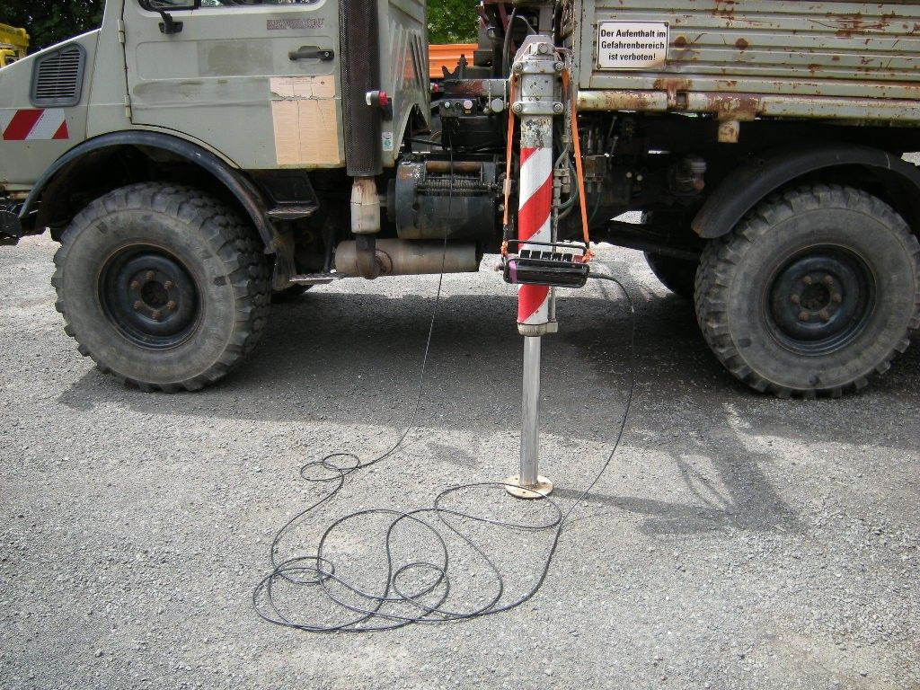 Mercedes-Benz Unimog U1250 mit Kran MKG 105 - Furgone ribaltabile: foto 5 Mercedes-Benz Unimog U1250 mit Kran MKG 105 - Furgone ribaltabile: foto 5