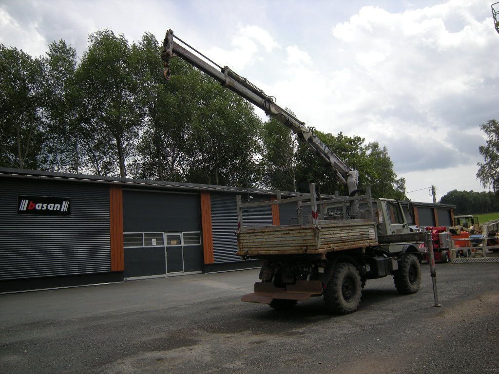Mercedes-Benz Unimog U1250 mit Kran MKG 105 - Furgone ribaltabile: foto 2 Mercedes-Benz Unimog U1250 mit Kran MKG 105 - Furgone ribaltabile: foto 2