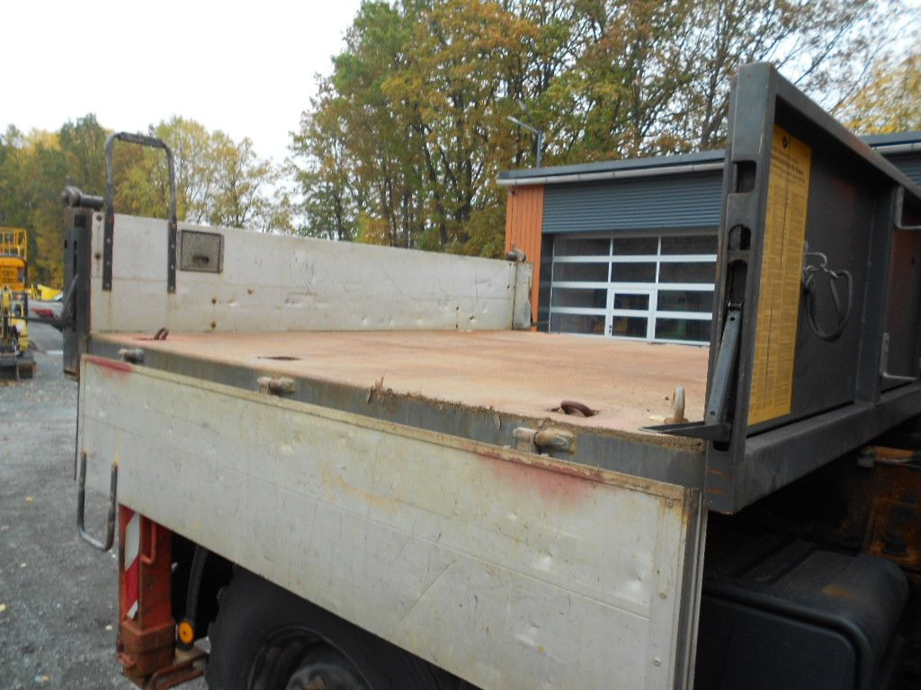 Autocarro con pianale/ Cassone fisso, Camion con gru Unimog U400 mit Kran Palfinger PK11502: foto 21