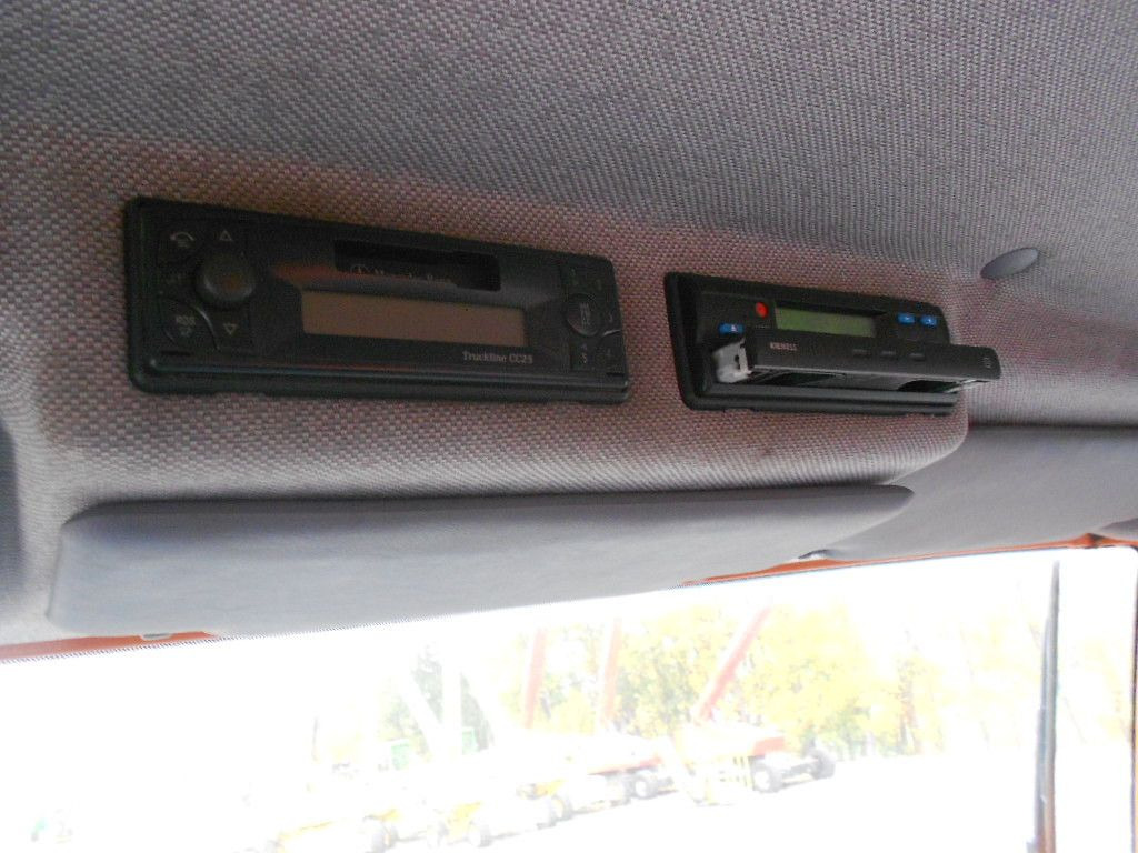 Autocarro con pianale/ Cassone fisso, Camion con gru Unimog U400 mit Kran Palfinger PK11502: foto 18