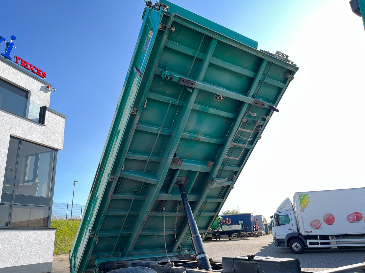 MAN TGS 18.460 4X4 H BL Kipper - Autocarro ribaltabile: foto 2 MAN TGS 18.460 4X4 H BL Kipper - Autocarro ribaltabile: foto 2