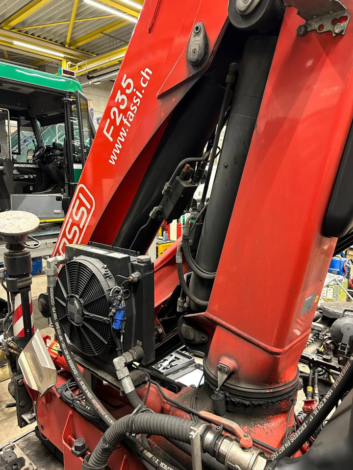 Mercedes-Benz FASSI F 235 A.2.23 Kran + Funk - Gru per autocarro: foto 5 Mercedes-Benz FASSI F 235 A.2.23 Kran + Funk - Gru per autocarro: foto 5