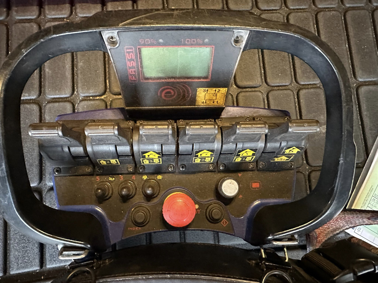 Palfinger FASSI F 235 A.2.23 Kran + Funk - Gru per autocarro: foto 4 Palfinger FASSI F 235 A.2.23 Kran + Funk - Gru per autocarro: foto 4