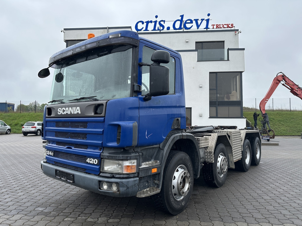 Scania P124 420 8x4 Multilift 26 t | Retarder - Autocarro scarrabile: foto 1 Scania P124 420 8x4 Multilift 26 t | Retarder - Autocarro scarrabile: foto 1