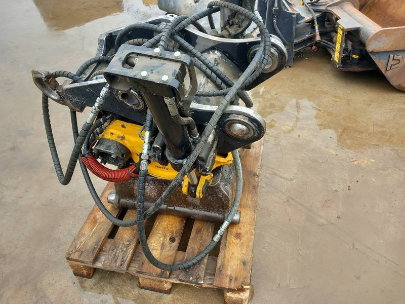 Engcon EC219 - Tiltrotator per Macchina da cantiere: foto 3 Engcon EC219 - Tiltrotator per Macchina da cantiere: foto 3