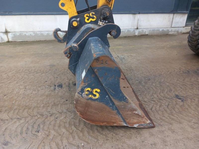 Komatsu PW160-11E0 - Escavatore gommato: foto 3 Komatsu PW160-11E0 - Escavatore gommato: foto 3