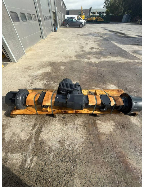 Komatsu WA100M-8 REAR AXLE ASSEMBLY 42W-23-51110 - Assali e ricambi per Macchina da cantiere: foto 4 Komatsu WA100M-8 REAR AXLE ASSEMBLY 42W-23-51110 - Assali e ricambi per Macchina da cantiere: foto 4