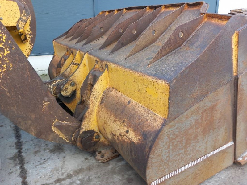 Komatsu WA500-7 - Pala gommata: foto 5 Komatsu WA500-7 - Pala gommata: foto 5