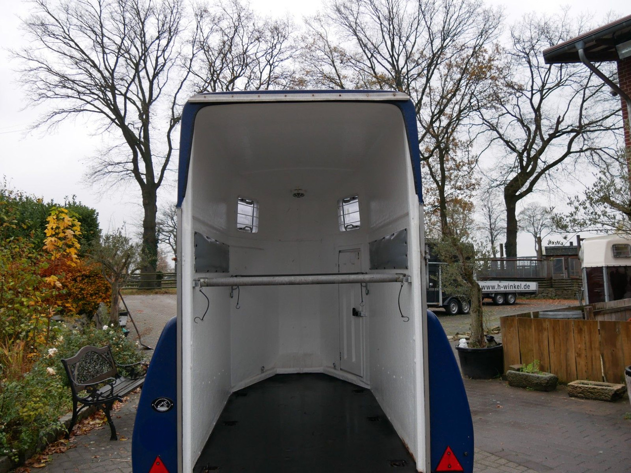 Böckmann Uno schwenkbare Klappe Fohlengitter - Rimorchio trasporto bestiame: foto 4 Böckmann Uno schwenkbare Klappe Fohlengitter - Rimorchio trasporto bestiame: foto 4