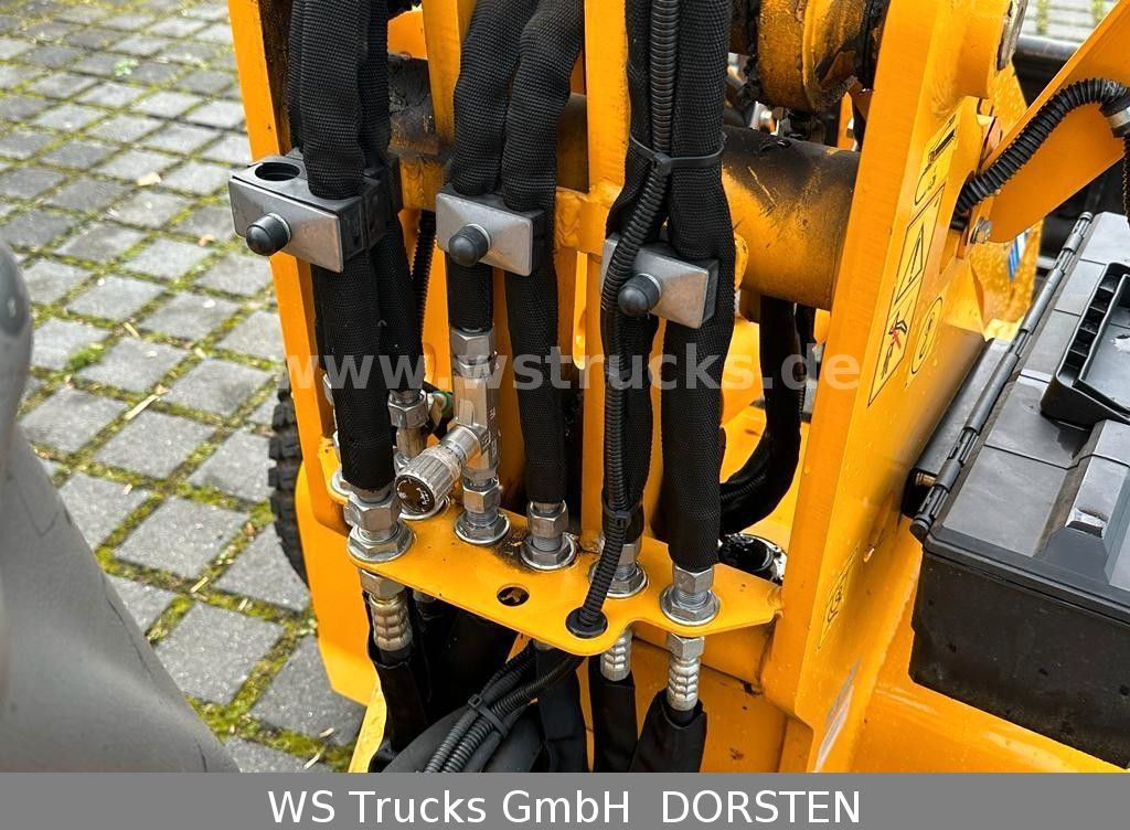 Pala articolata nuovo Schäffer 2428 SLT Fahrerschutzkabine , Gabel , Schaufel: foto 9