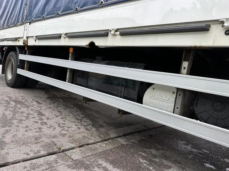 Camion centinato nuovo MAN TGL 12.250 BL Pri/Plane LBW 18 Paletten Schalter: foto 15