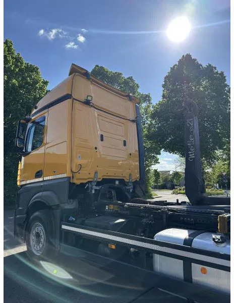 Mercedes-Benz Actros 2645 6x2 ABROLLER Lenk/Lift MEILLER 2170 Intarder - Autocarro scarrabile: foto 4 Mercedes-Benz Actros 2645 6x2 ABROLLER Lenk/Lift MEILLER 2170 Intarder - Autocarro scarrabile: foto 4