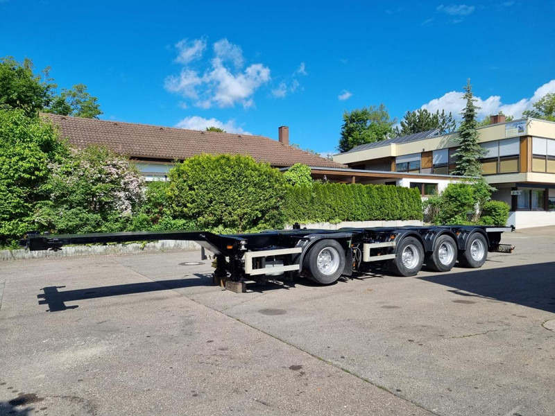 Nooteboom CT-53-04 D 4-Achs Containerchassis Combitrailer CT-53-04 D 4-Achs Containerchassis Combitrailer - Semirimorchio portacontainer/ Caisse interchangeable: foto 1 Nooteboom CT-53-04 D 4-Achs Containerchassis Combitrailer CT-53-04 D 4-Achs Containerchassis Combitrailer - Semirimorchio portacontainer/ Caisse interchangeable: foto 1