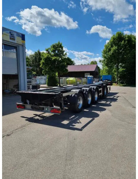 Nooteboom CT-53-04 D 4-Achs Containerchassis Combitrailer CT-53-04 D 4-Achs Containerchassis Combitrailer - Semirimorchio portacontainer/ Caisse interchangeable: foto 5 Nooteboom CT-53-04 D 4-Achs Containerchassis Combitrailer CT-53-04 D 4-Achs Containerchassis Combitrailer - Semirimorchio portacontainer/ Caisse interchangeable: foto 5