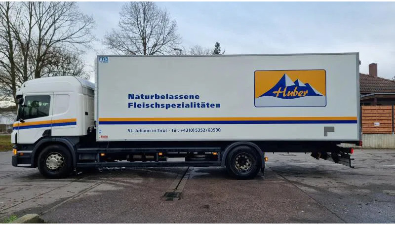 Scania P360 4X2 Fleisch Rohrbahnen Carrier Vector 1550 - Autocarro frigorifero: foto 3 Scania P360 4X2 Fleisch Rohrbahnen Carrier Vector 1550 - Autocarro frigorifero: foto 3