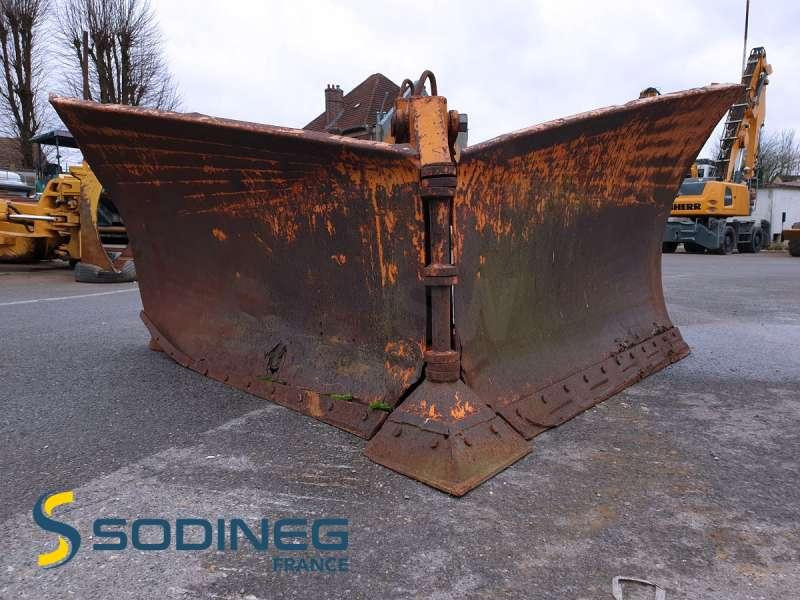 LAME NEIGE PAPILLON - Lama neve: foto 1 LAME NEIGE PAPILLON - Lama neve: foto 1