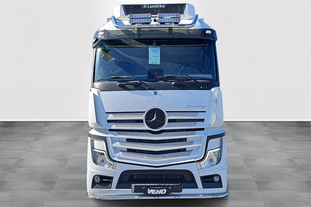 Mercedes-Benz ACTROS L 580hv 4-aks FRC 02/2026 - Autocarro cella isotermica: foto 2 Mercedes-Benz ACTROS L 580hv 4-aks FRC 02/2026 - Autocarro cella isotermica: foto 2