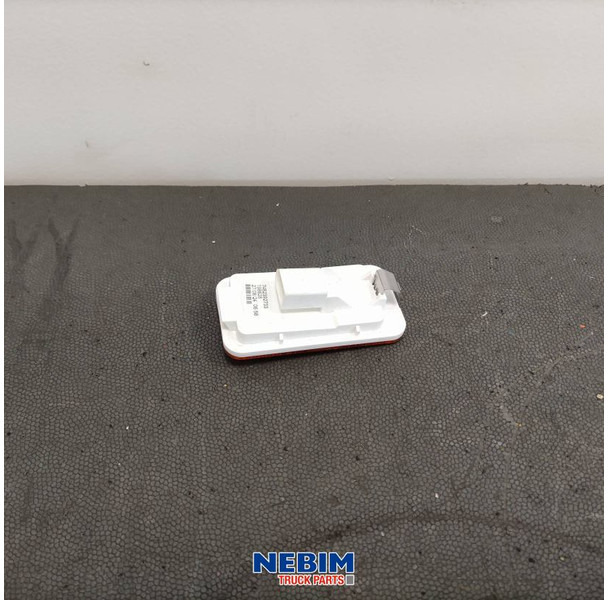 Renault Renault - 7482392733 - Zijmarkeringslamp LED - Ricambi per Camion: foto 2 Renault Renault - 7482392733 - Zijmarkeringslamp LED - Ricambi per Camion: foto 2