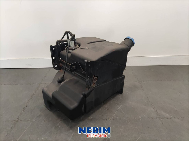 Volvo Volvo - 82291233 - Ablue tank 50L - Ricambi: foto 2 Volvo Volvo - 82291233 - Ablue tank 50L - Ricambi: foto 2