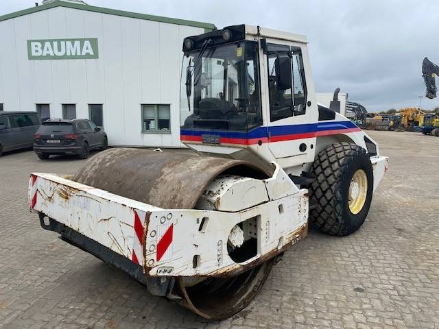 Bomag BW 213 D H-4 BVC - Rullo: foto 1 Bomag BW 213 D H-4 BVC - Rullo: foto 1