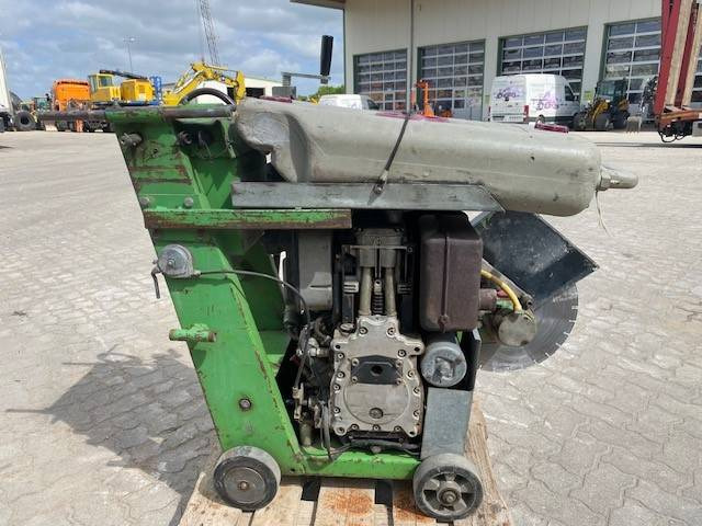 Lissmac FS-16 D/I (12005321) - Macchina da cantiere: foto 5 Lissmac FS-16 D/I (12005321) - Macchina da cantiere: foto 5