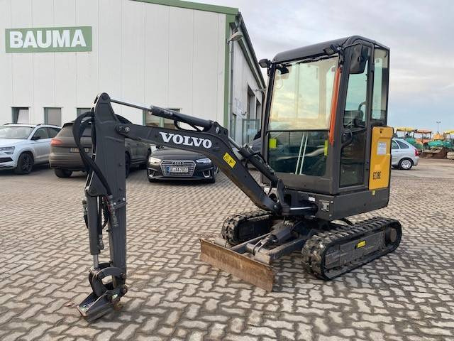 Volvo EC 18 E MIETE / RENTAL (12001517) - Miniescavatore: foto 1 Volvo EC 18 E MIETE / RENTAL (12001517) - Miniescavatore: foto 1
