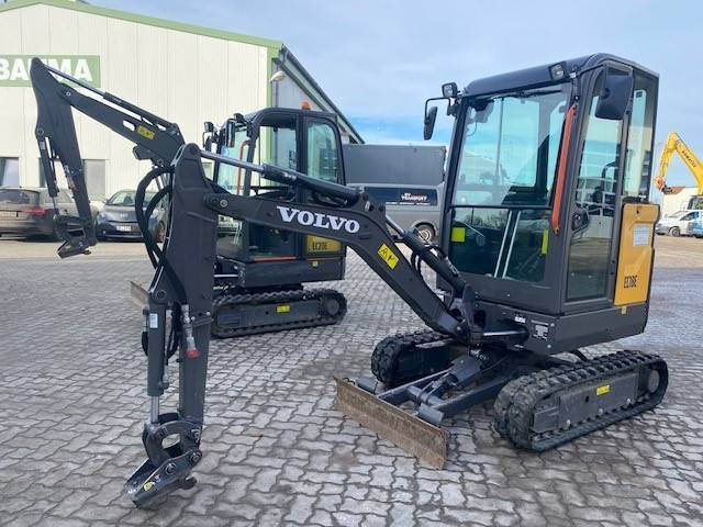 Volvo EC 18 E MIETE / RENTAL (12001764) - Miniescavatore: foto 1 Volvo EC 18 E MIETE / RENTAL (12001764) - Miniescavatore: foto 1