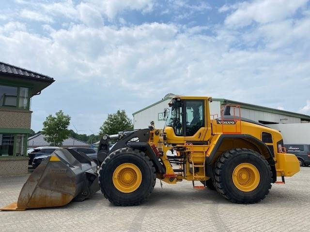 Volvo L 260 H 6.8 cbm MIETE / RENTAL (12002252) - Pala gommata: foto 1 Volvo L 260 H 6.8 cbm MIETE / RENTAL (12002252) - Pala gommata: foto 1
